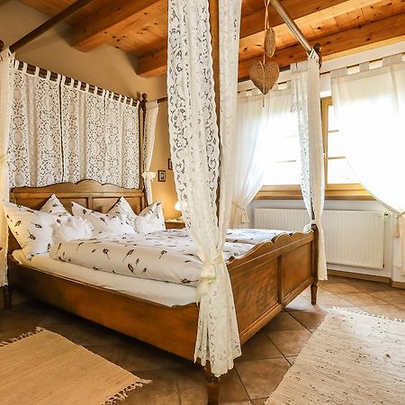 Putzenhof Hotell Laives Exteriör bild
