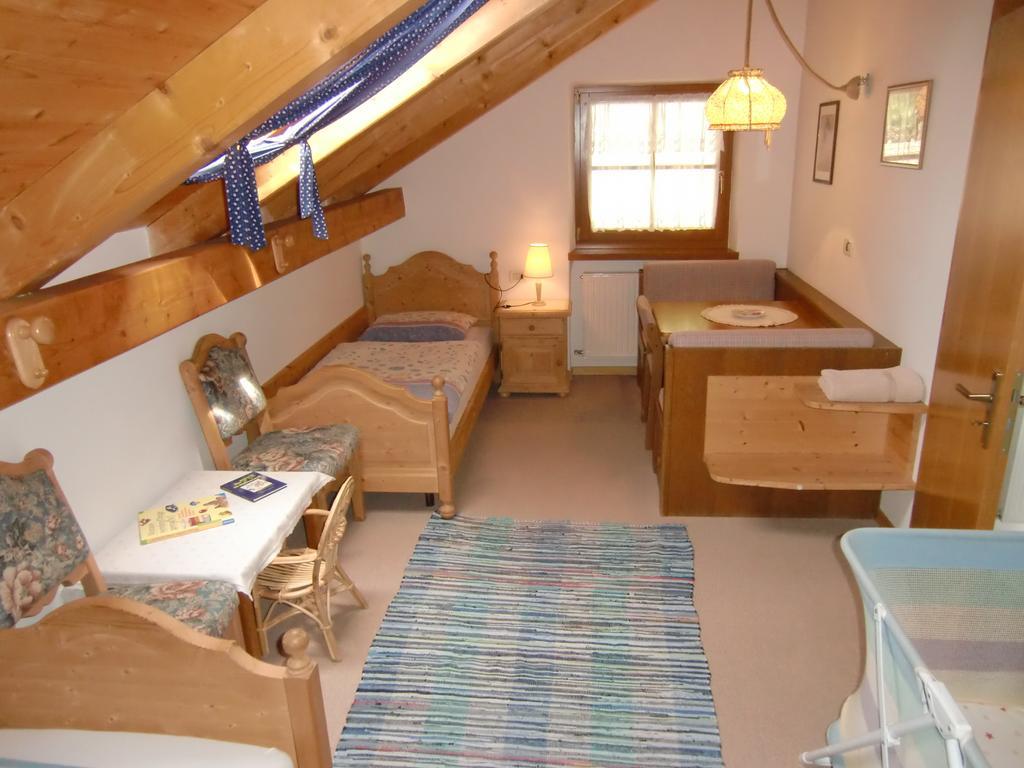 Putzenhof Hotell Laives Exteriör bild